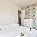 Guestready - Appt Charmant Avec Balcon Διαμέρισμα