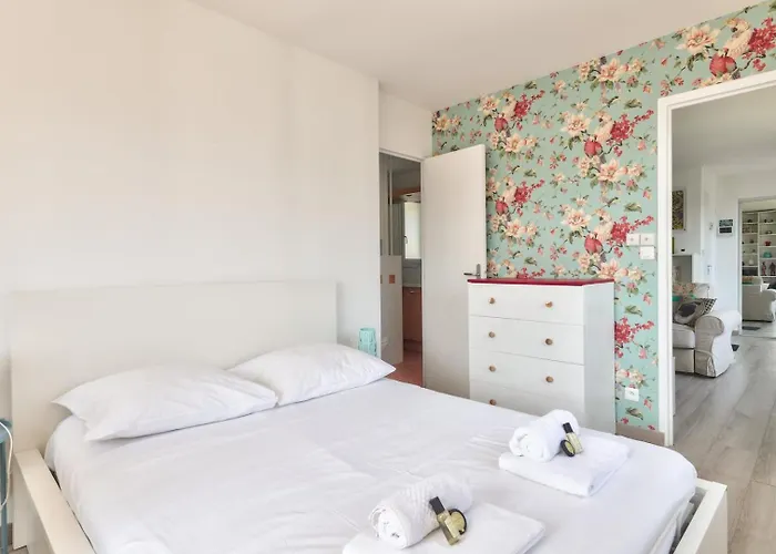 Guestready - Appt Charmant Avec Balcon Apartmán